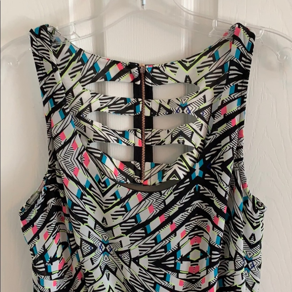Romper - Picture 2 of 3